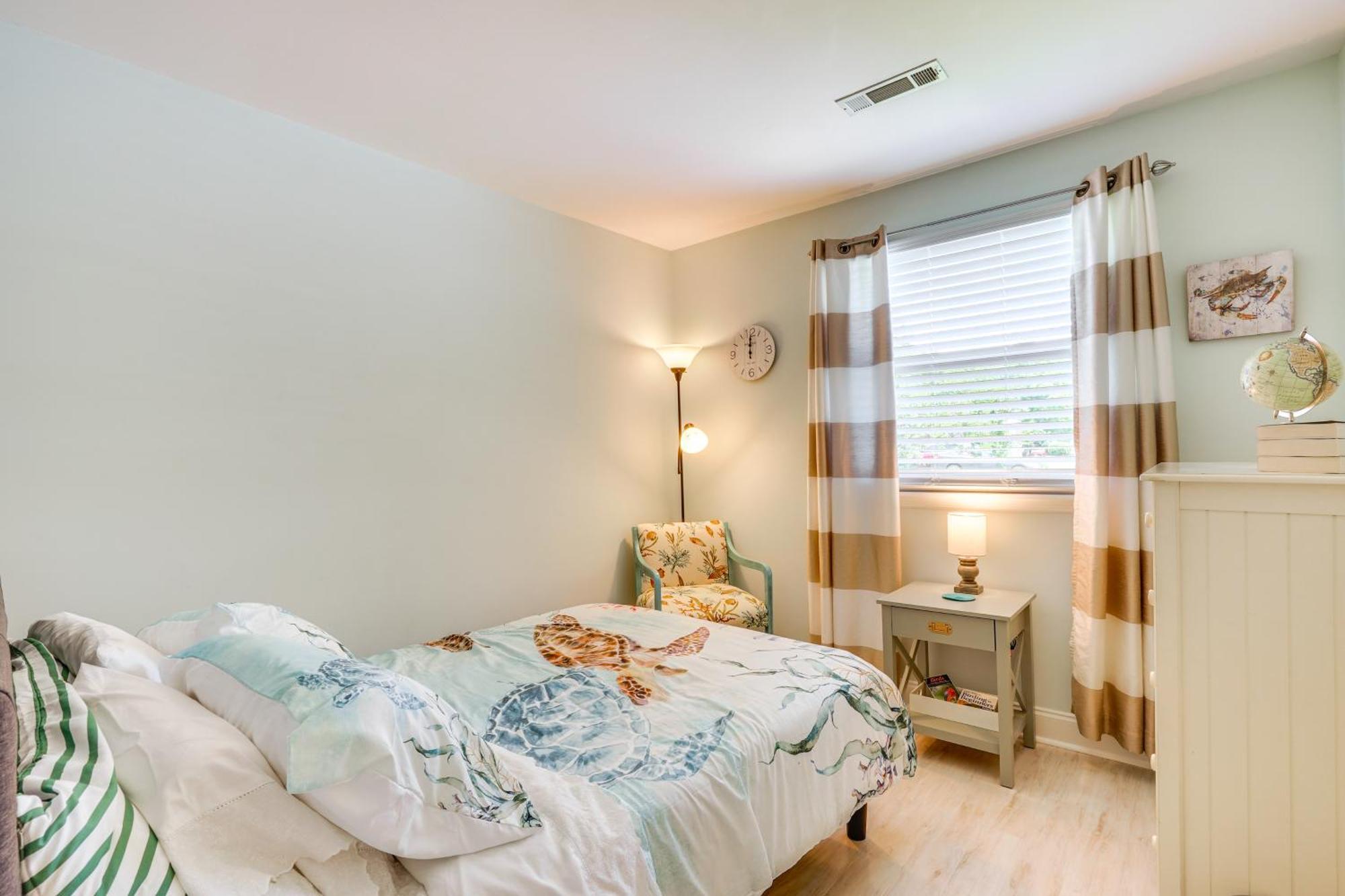 Villa Cozy Goose Creek Escape With Patio And Grill Exterior foto